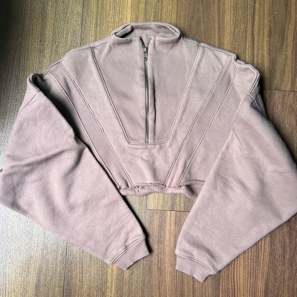 SOLD!!!! Joah Brown crop sweater in size small. Used twice, in great condition.